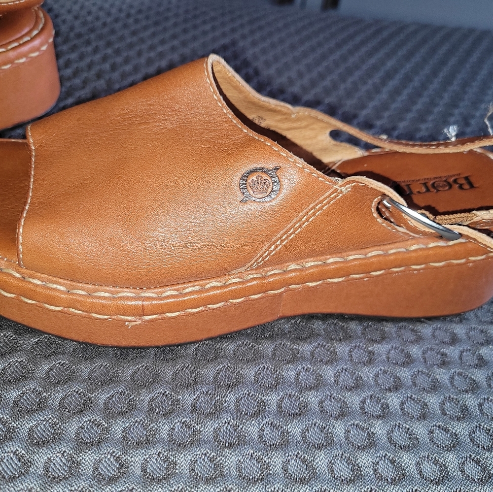 Born Platform Sandal